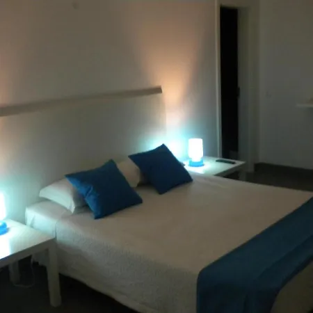 Kr - Lounge 3* Албуфейра